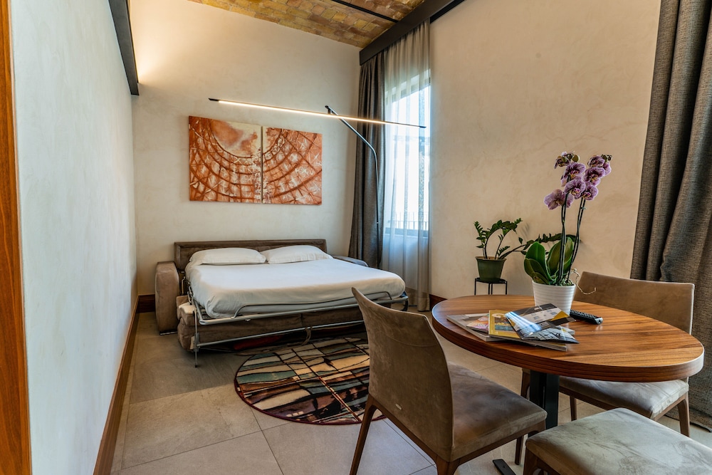 Gasometer Urban Suites — Hotel rooms in Rome, Lazio