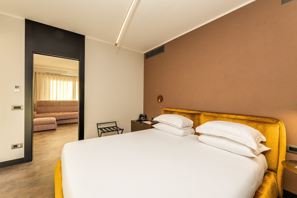 Gasometer Urban Suites — Hotel rooms in Rome, Lazio
