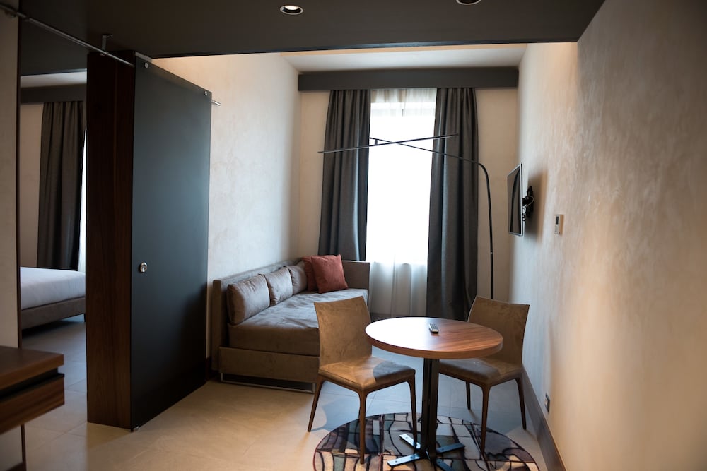 Gasometer Urban Suites — Hotel rooms in Rome, Lazio