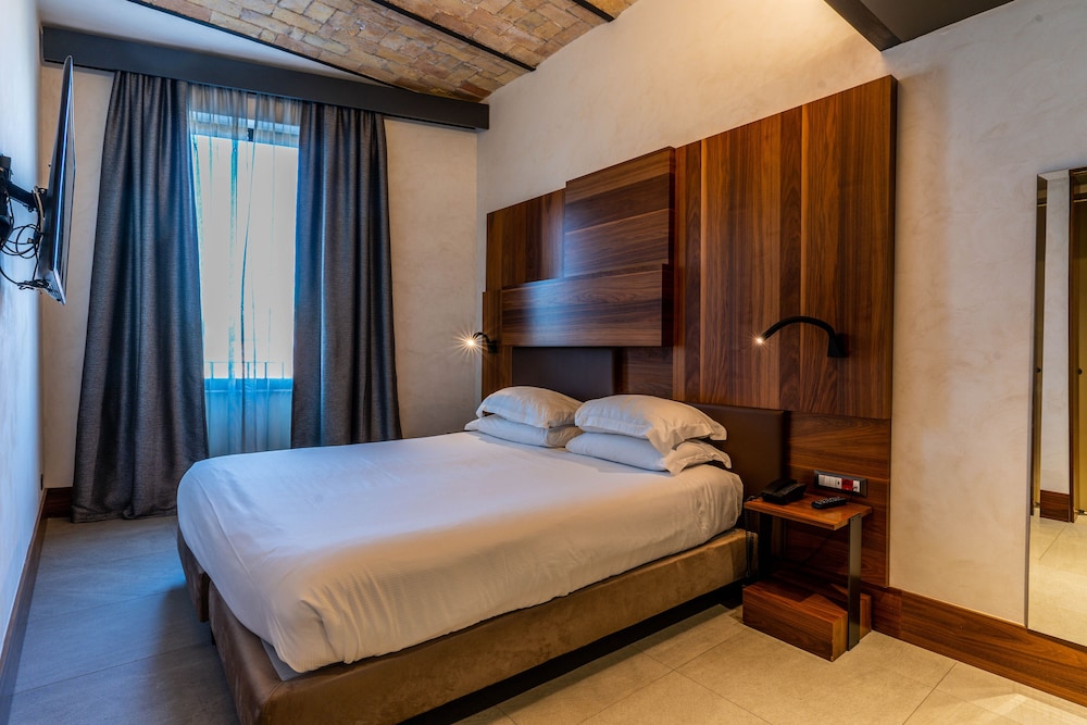 Gasometer Urban Suites — Hotel rooms in Rome, Lazio