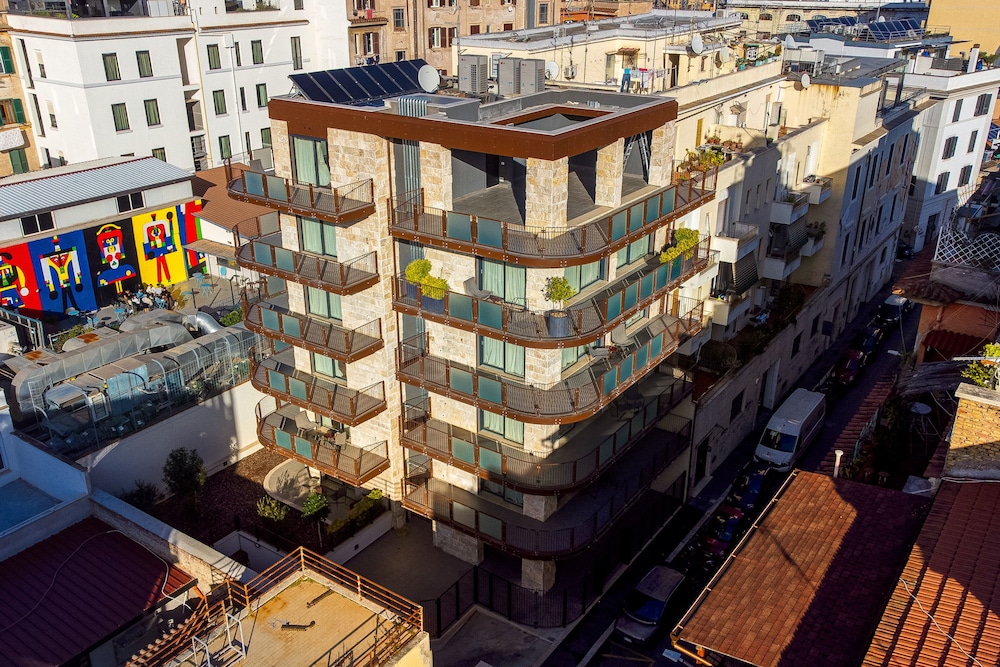 Gasometer Urban Suites — Hotel building in Rome, Lazio