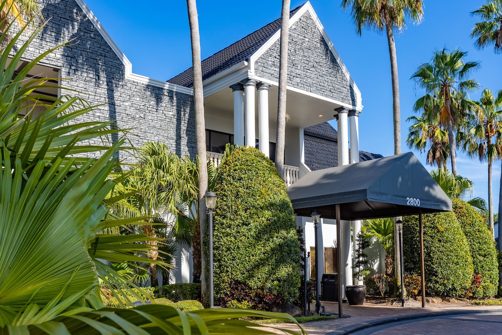 Legacy Vacation Resorts - Kissimmee/Orlando — Hotel building in Kissimmee, Florida