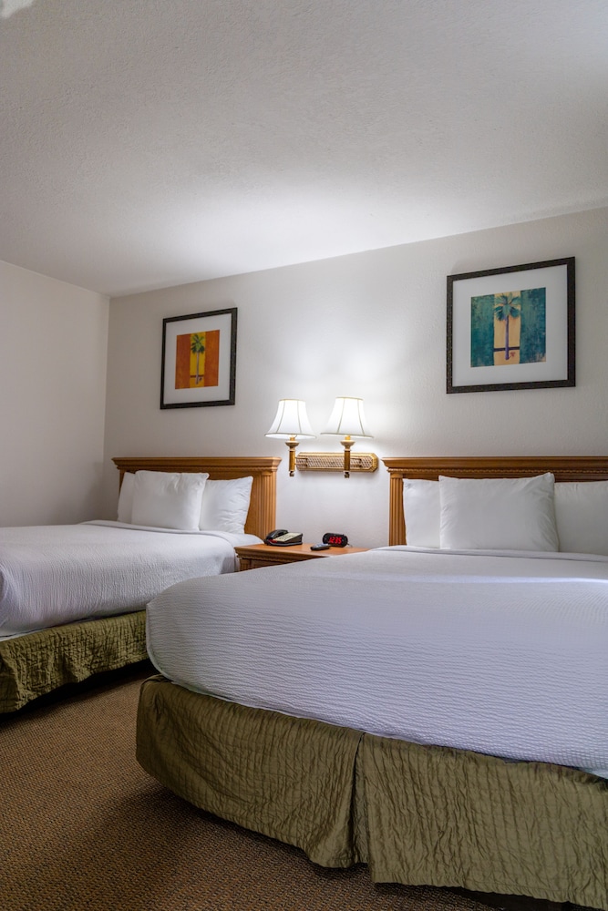 Legacy Vacation Resorts - Kissimmee/Orlando — Hotel rooms in Kissimmee, Florida