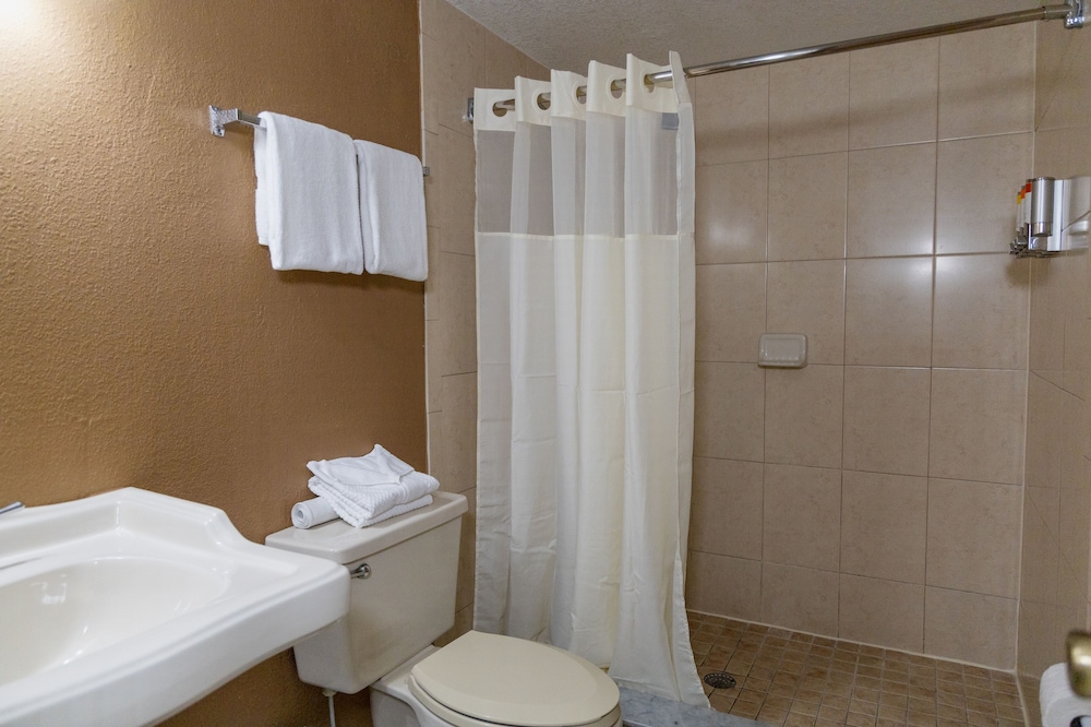 Legacy Vacation Resorts - Kissimmee/Orlando — Hotel rooms in Kissimmee, Florida