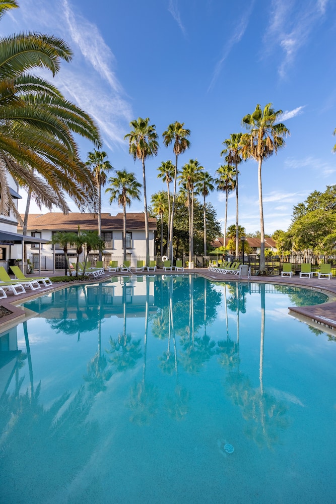 Legacy Vacation Resorts - Kissimmee/Orlando — Swimming pool in Kissimmee, Florida