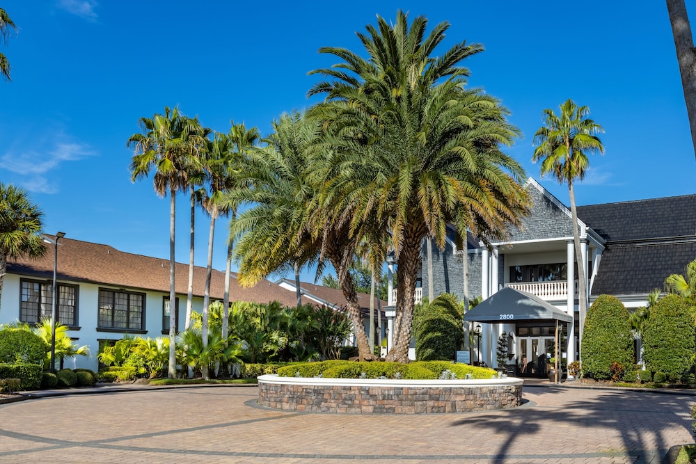Legacy Vacation Resorts - Kissimmee/Orlando — Hotel building in Kissimmee, Florida