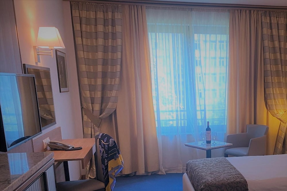 Legends Hotel Sofia - zdjęcie 2