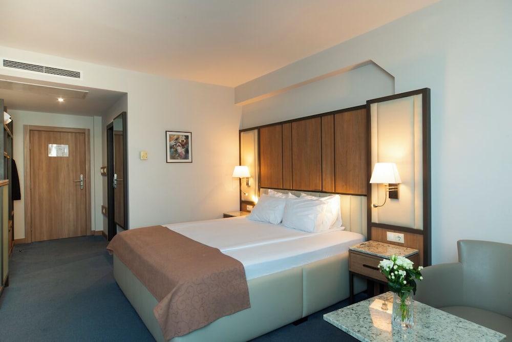 Legends Hotel Sofia - zdjęcie 5
