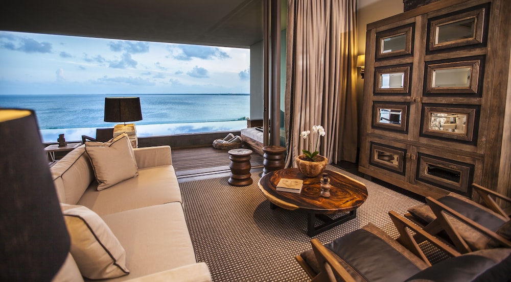 NIZUC Resort and Spa — Hotel rooms in Cancun, Quintana Roo