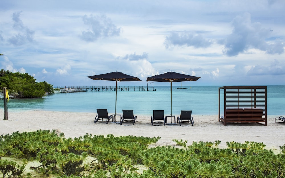 NIZUC Resort and Spa — Beach in Cancun, Quintana Roo