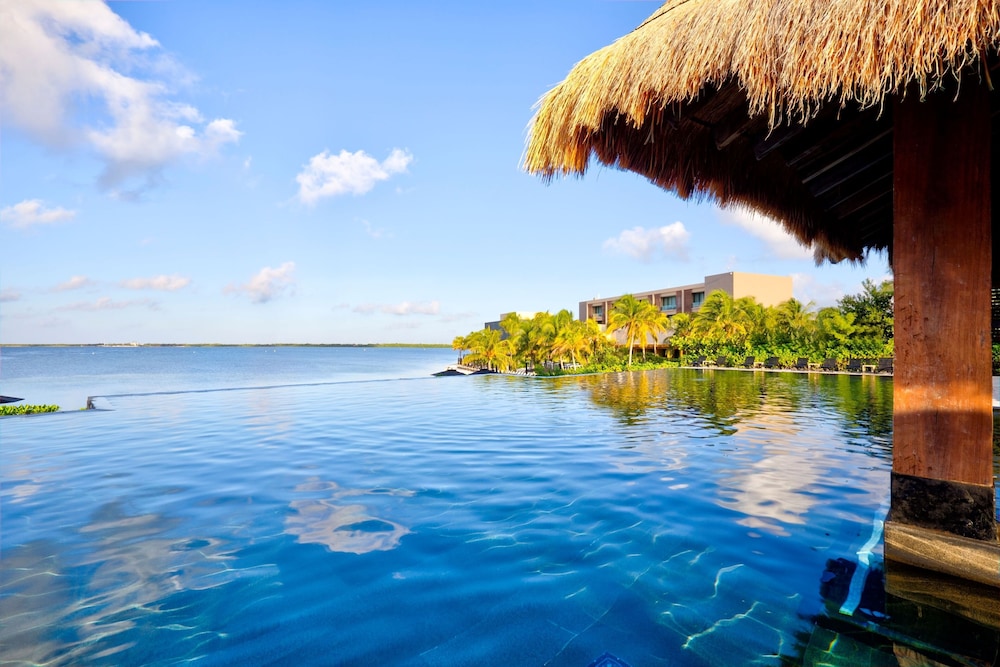 NIZUC Resort and Spa — Beach in Cancun, Quintana Roo