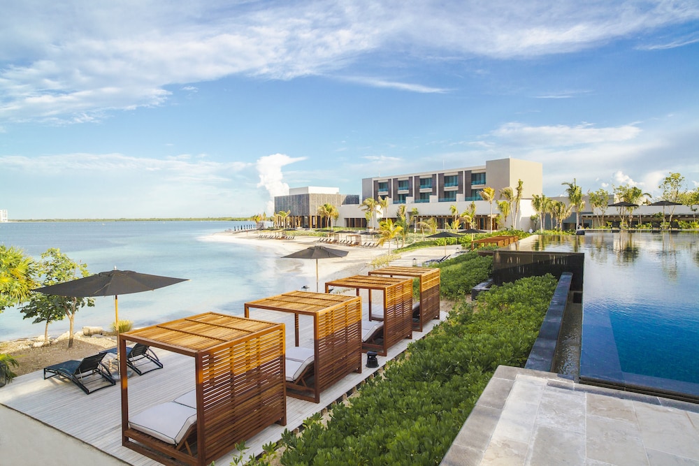 NIZUC Resort and Spa — Beach in Cancun, Quintana Roo