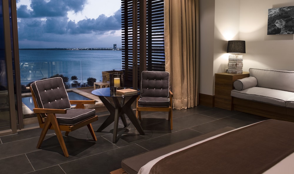 NIZUC Resort and Spa — Hotel rooms in Cancun, Quintana Roo