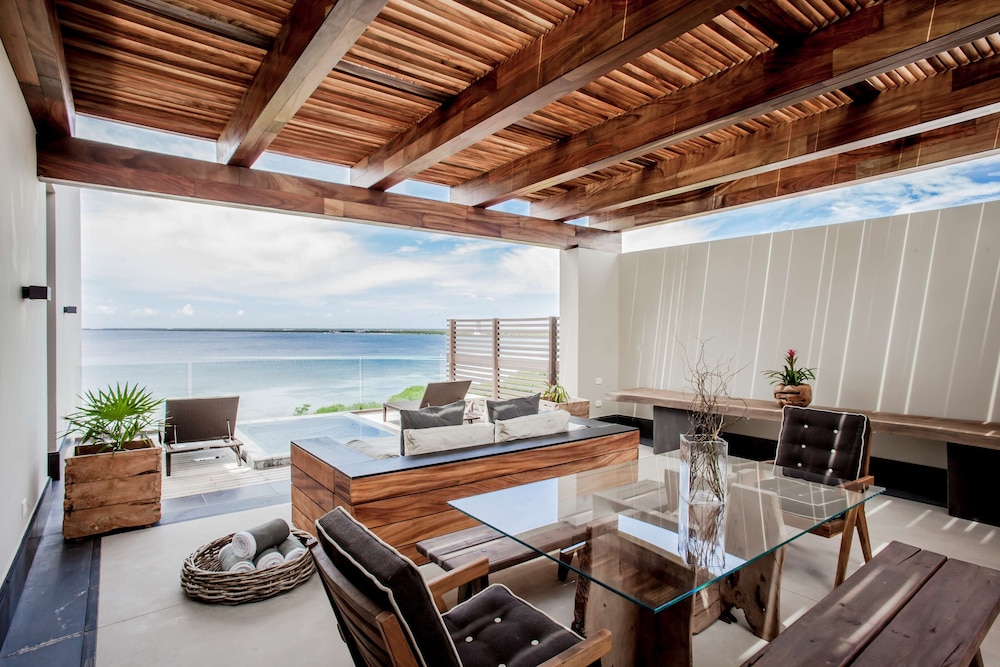 NIZUC Resort and Spa — Hotel rooms in Cancun, Quintana Roo