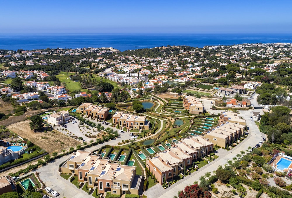 Vale de Milho Village — Hotel building in Carvoeiro, Faro
