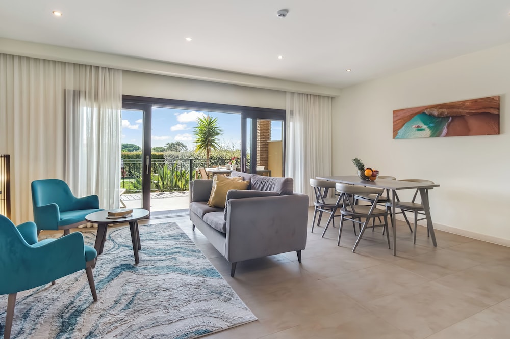 Vale de Milho Village — Hotel rooms in Carvoeiro, Faro