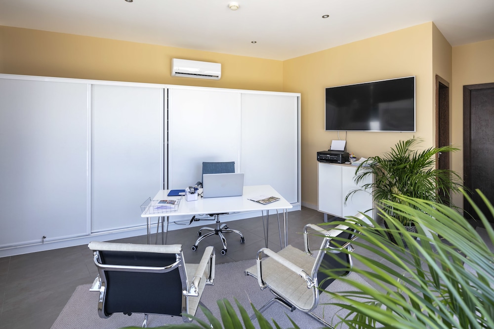 Vale de Milho Village — Hotel rooms in Carvoeiro, Faro