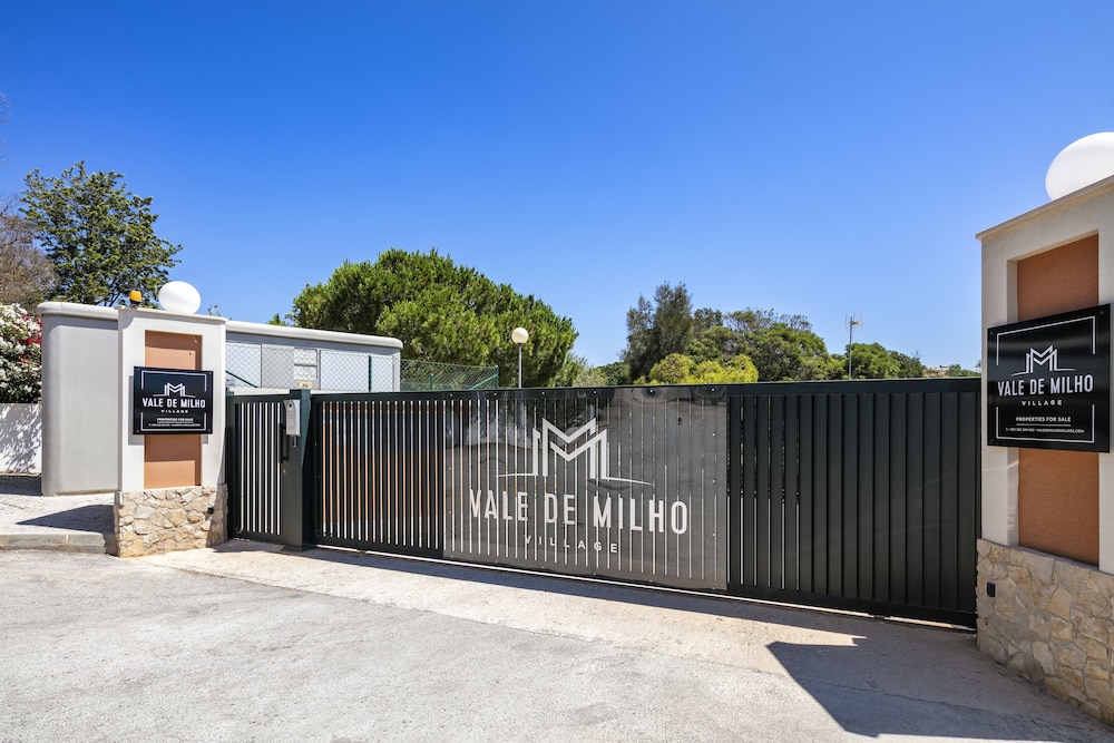 Vale de Milho Village — Attractions in the area in Carvoeiro, Faro