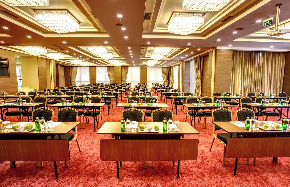 Grand Makel Hotel Topkapi — Hotel building in Istanbul, Istanbul