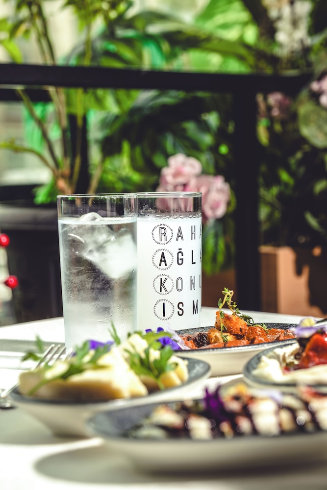 Grand Makel Hotel Topkapi — Restaurant & bars in Istanbul, Istanbul