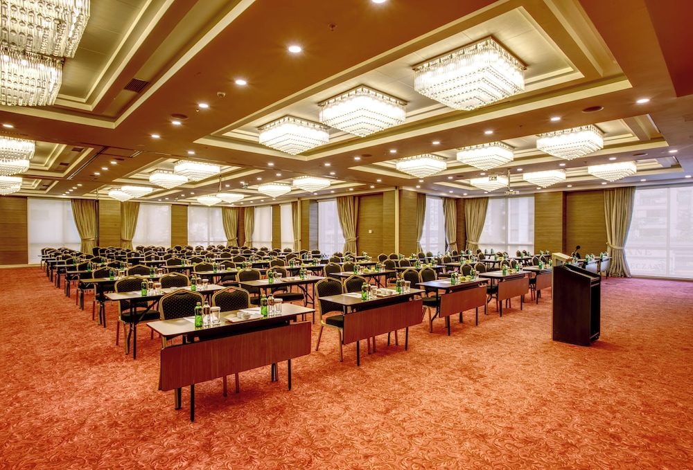 Grand Makel Hotel Topkapi — Hotel building in Istanbul, Istanbul
