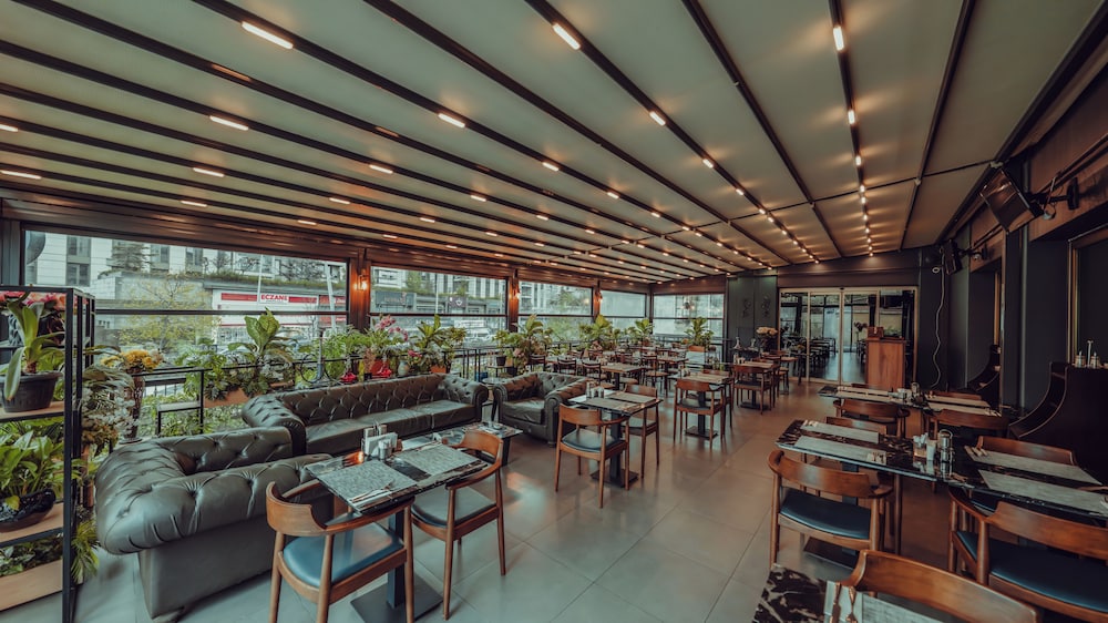 Grand Makel Hotel Topkapi — Restaurant & bars in Istanbul, Istanbul
