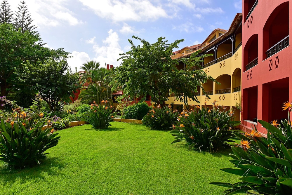 Pestana Village Garden Hotel — Hotel building in Funchal, Madeira