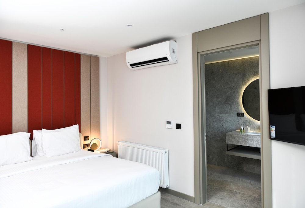 Westside Residences By Rotana — Hotel rooms in Istanbul, Istanbul