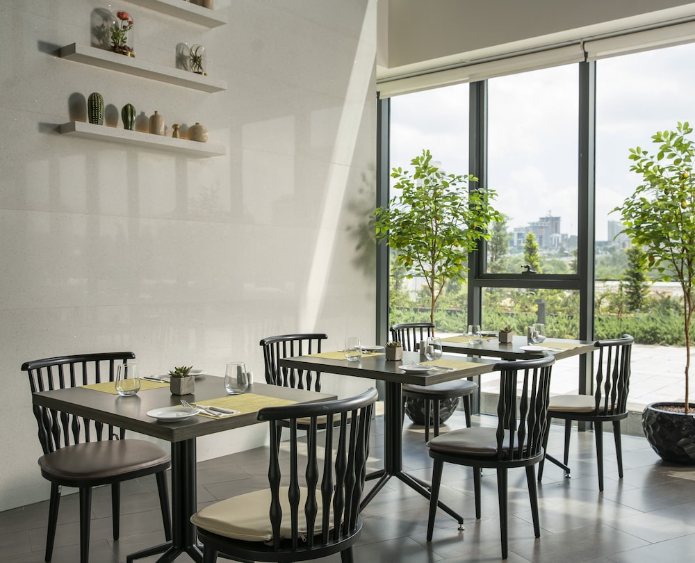Westside Residences By Rotana — Restaurant & bars in Istanbul, Istanbul