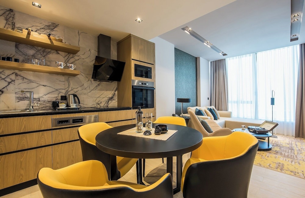 Westside Residences By Rotana — Hotel rooms in Istanbul, Istanbul
