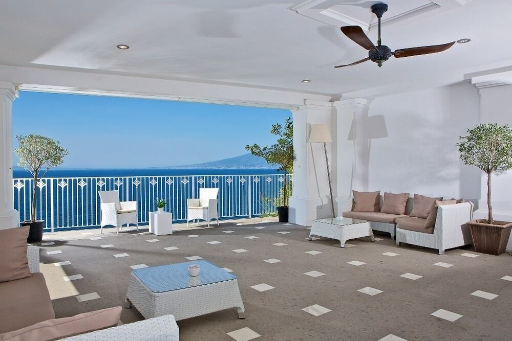 Grand Hotel Riviera — Hotel building in Sorrento, Campania