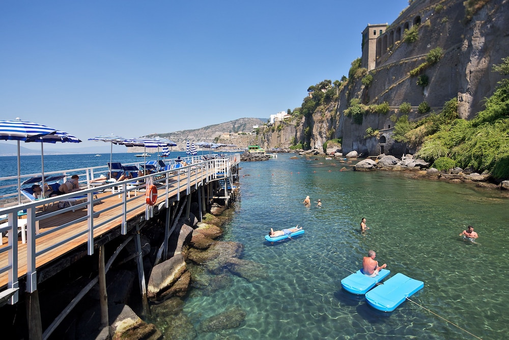 Grand Hotel Riviera — Beach in Sorrento, Campania