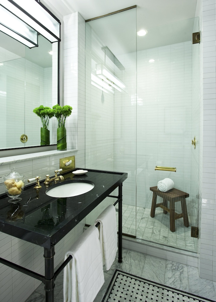 Refinery Hotel — Hotel rooms in New York City, New York State