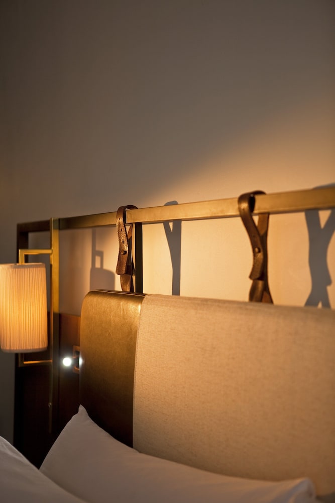 Refinery Hotel — Hotel rooms in New York City, New York State