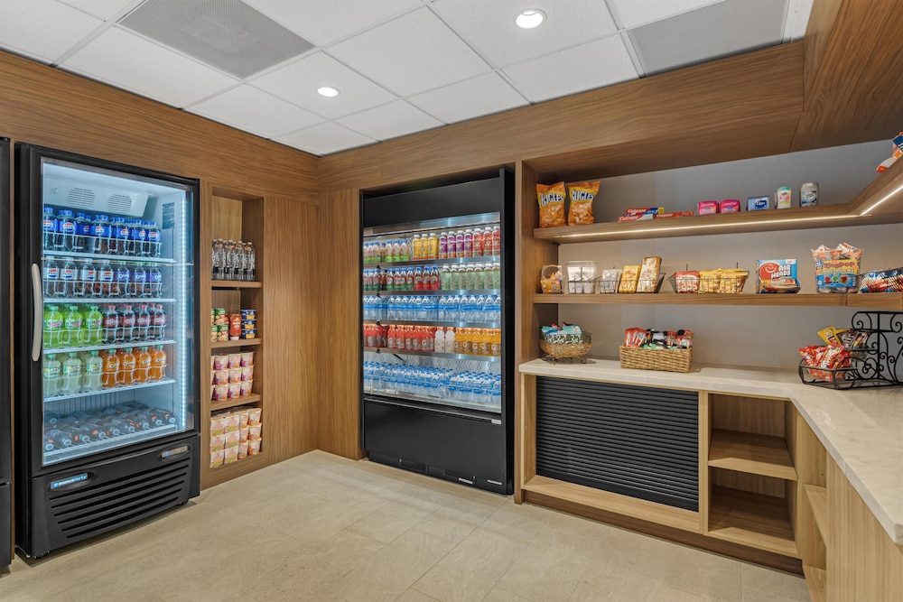 Sonesta ES Suites Orlando - Lake Buena Vista — Restaurant & bars in Orlando, Florida