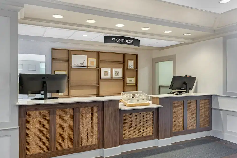 Sonesta ES Suites Orlando - Lake Buena Vista — Hotel building in Orlando, Florida