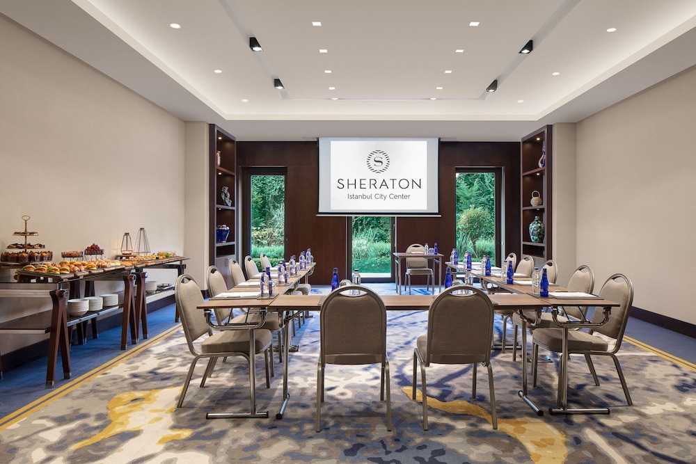 Sheraton Istanbul City Center — Restaurant & bars in Istanbul, Istanbul
