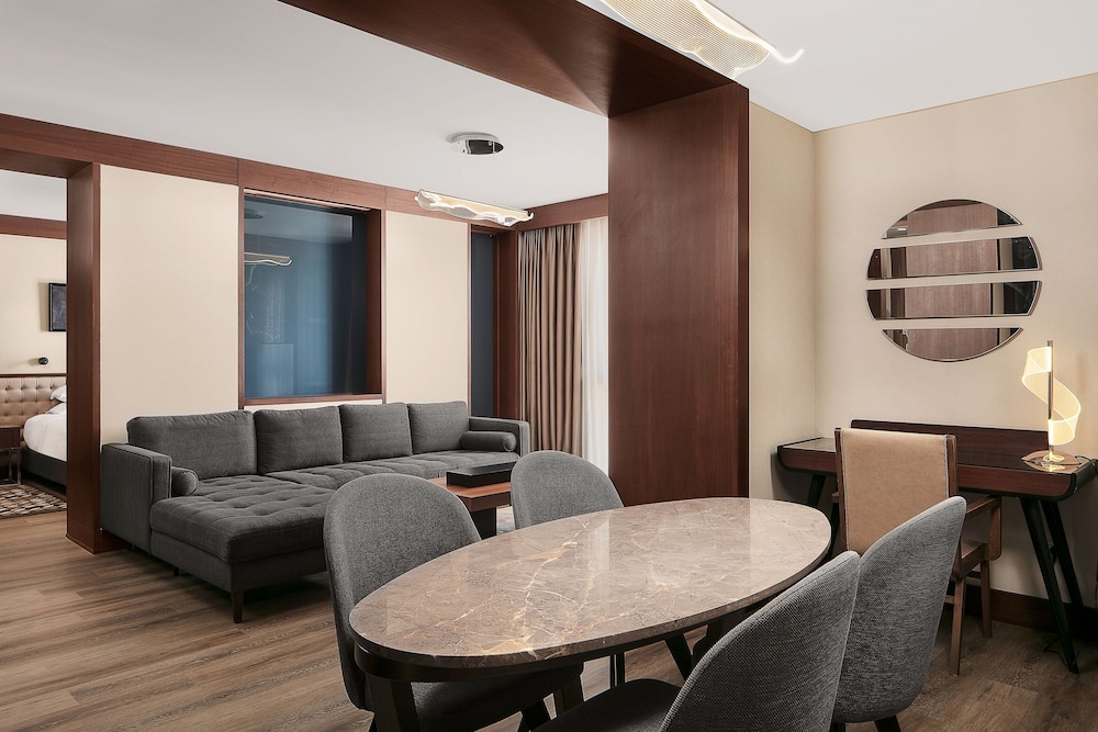 Sheraton Istanbul City Center — Hotel rooms in Istanbul, Istanbul