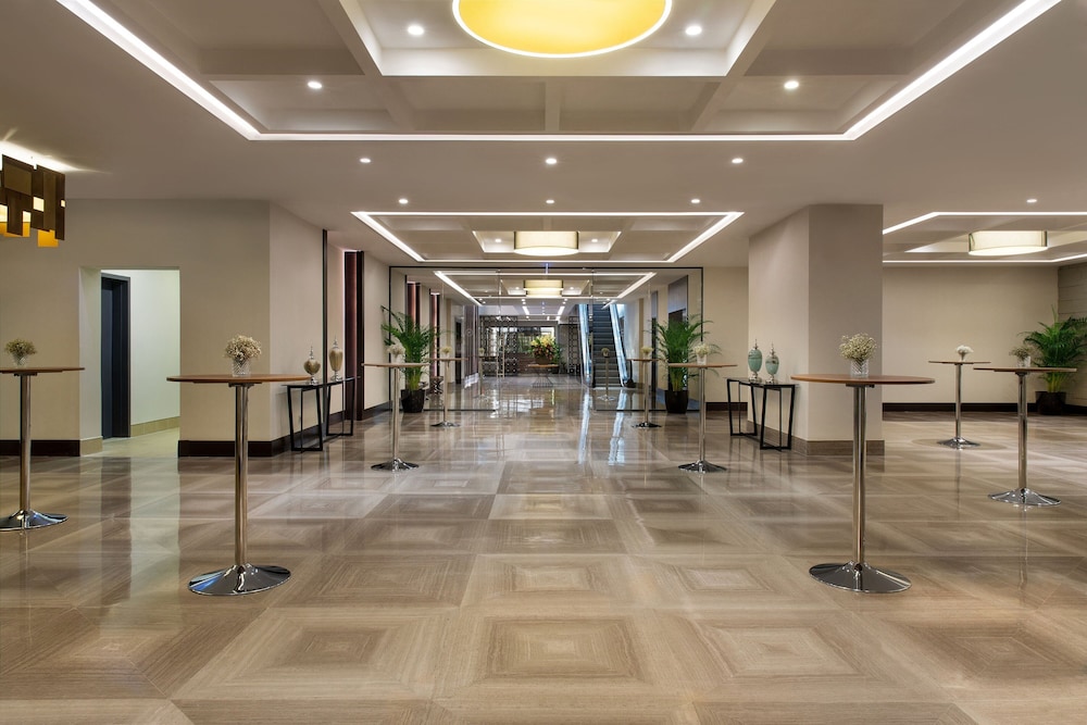 Sheraton Istanbul City Center — Hotel building in Istanbul, Istanbul
