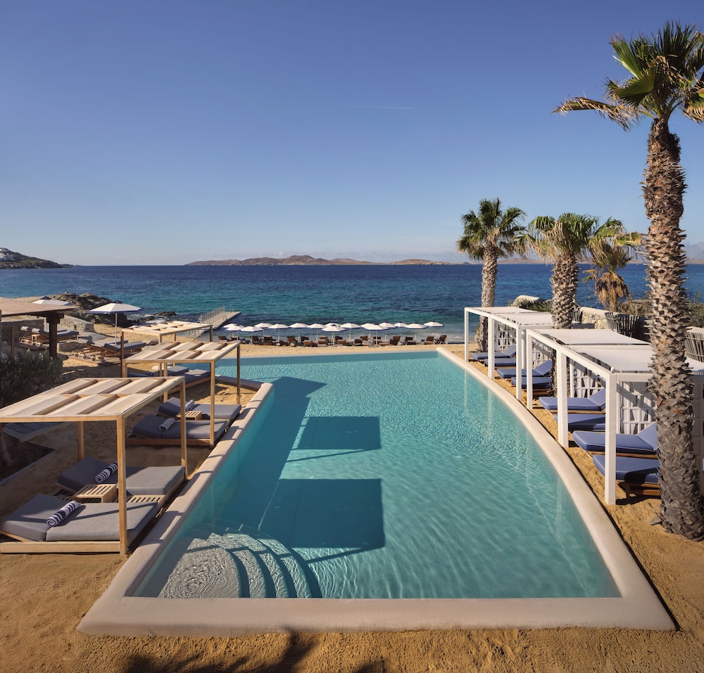 Mykonos Grand Hotel & Resort — Swimming pool in Ornos, South Aegean