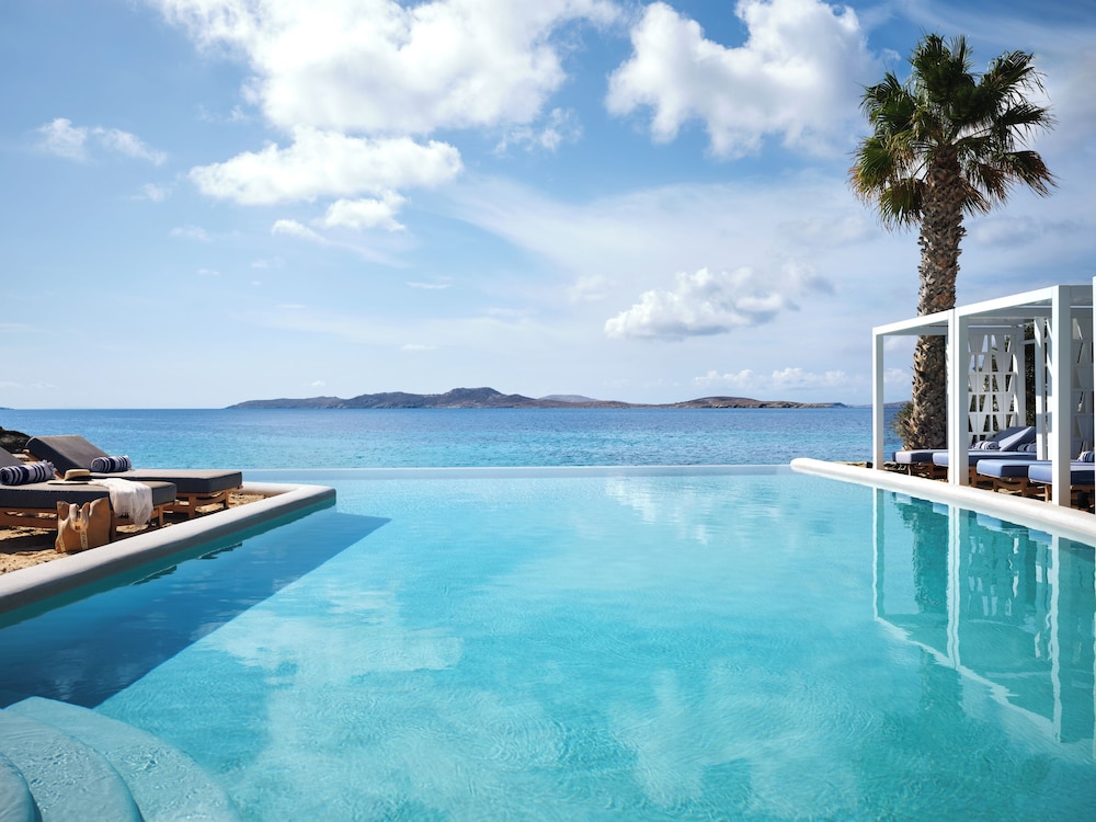 Mykonos Grand Hotel & Resort — Swimming pool in Ornos, South Aegean
