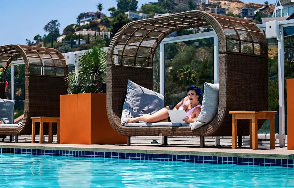 ANDAZ WEST HOLLYWOOD, BY HYATT — Swimming pool in West Hollywood, California