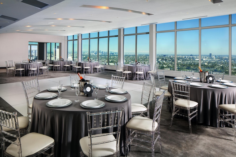 ANDAZ WEST HOLLYWOOD, BY HYATT — Restaurant & bars in West Hollywood, California