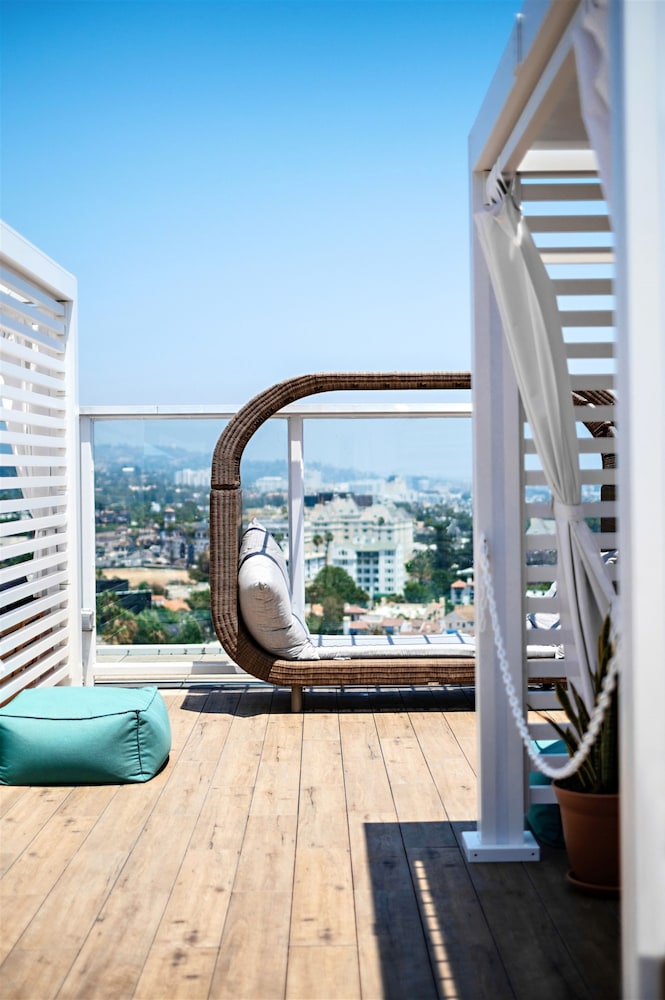 ANDAZ WEST HOLLYWOOD, BY HYATT — Hotel rooms in West Hollywood, California