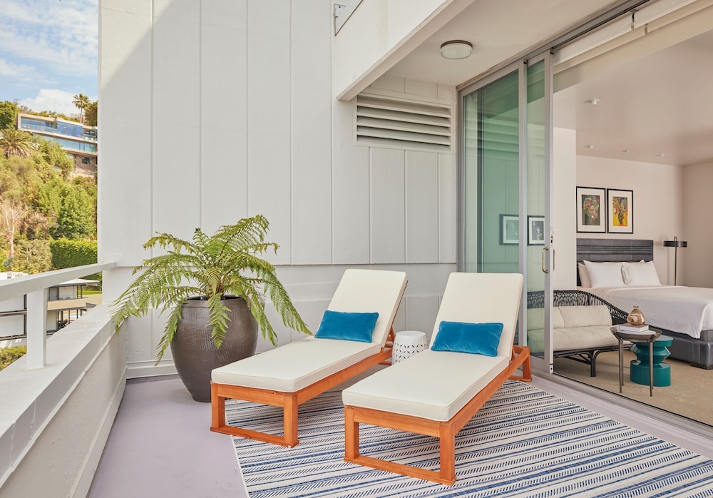 ANDAZ WEST HOLLYWOOD, BY HYATT — Hotel rooms in West Hollywood, California