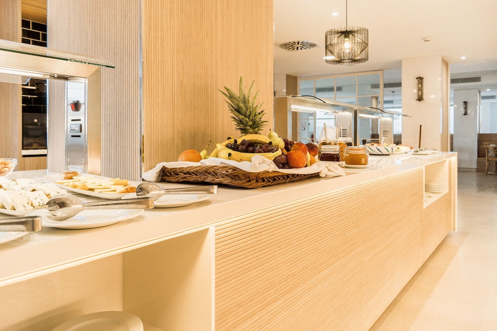 Tomir Portals Suites - Adults Only (+16) — Restaurant & bars in Portals Nous, Balearic Islands