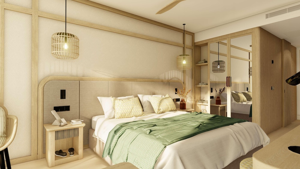 Tomir Portals Suites - Adults Only (+16) — Hotel rooms in Portals Nous, Balearic Islands