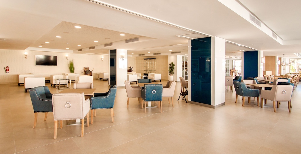 Tomir Portals Suites - Adults Only (+16) — Restaurant & bars in Portals Nous, Balearic Islands