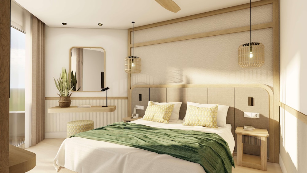 Tomir Portals Suites - Adults Only (+16) — Hotel rooms in Portals Nous, Balearic Islands