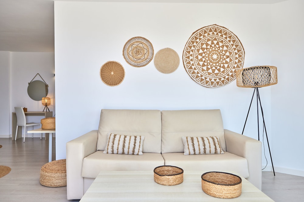 Tomir Portals Suites - Adults Only (+16) — Hotel rooms in Portals Nous, Balearic Islands